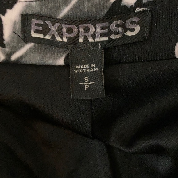 Express Sz S Feather Print Moto Zip Light Jacket - Picture 8 of 9